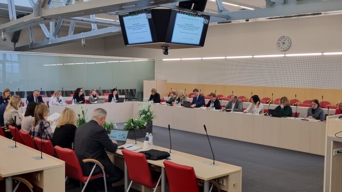 Marijampolės apylinkės teisme surengtas Teisėjų tarybos atstovų ir apylinkių teismų pirmininkų bei teismų kanclerių susitikimas