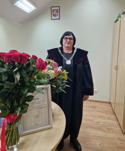 Darbą Marijampolės apylinkės teisme baigia teisėja Virginija Šeškuvienė